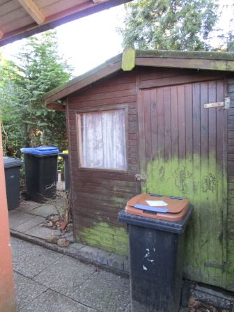 Endreihenhaus in Norderstedt in bester Lage mit privatem Garten, Einliegerwohnung und Doppelgarage