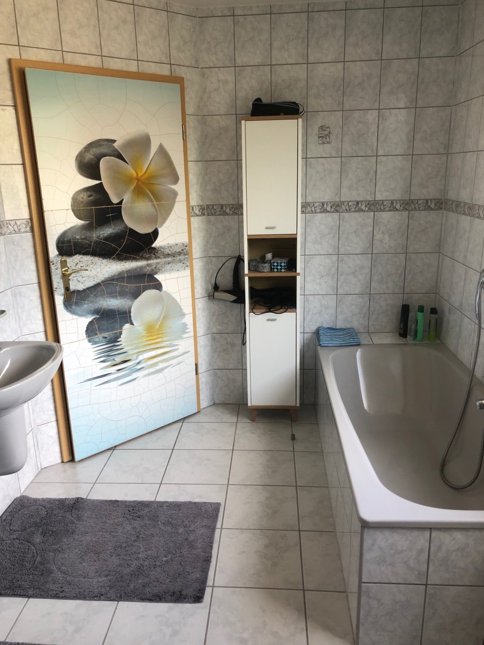 Familien aufgepasst ! Modernes Endreihenhaus mit viel Platz in bester Lage von Munster.