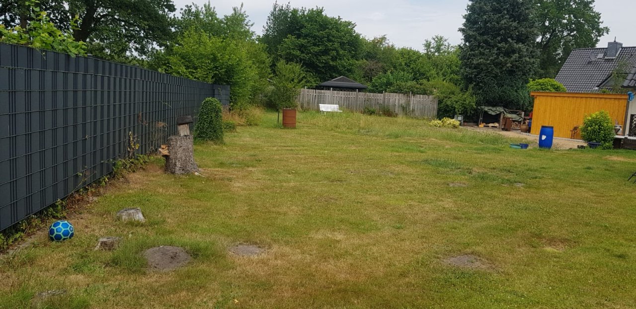 Erschlossenes Baugrundstück in privater Lage in Bahnhofsnähe in 23812 Wahlstedt