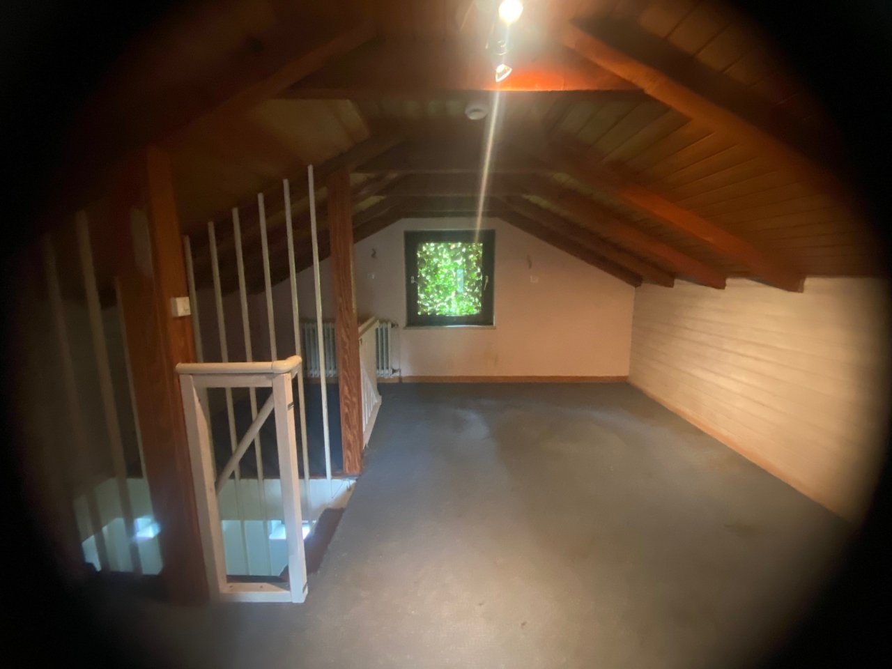 Großes 1356 m² Baugrundstück mit sanierungsfähigem Altbestand in Quickborn Heide. Neubau eines weiteren Hauses möglich !