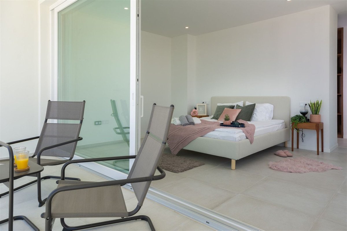 Moderne Neubauluxusvilla in offener Bauweise mit bester Ausstattung