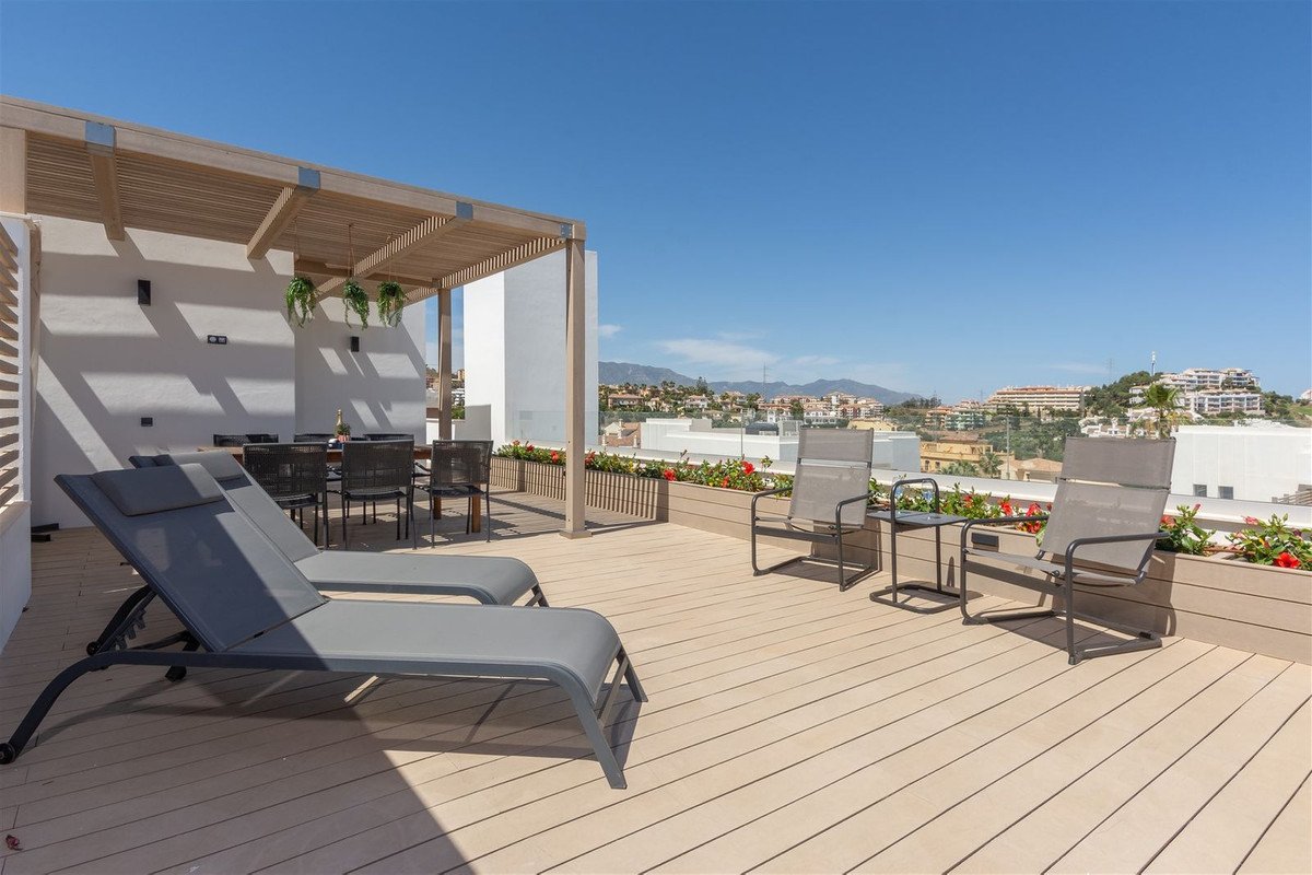 Moderne Neubauluxusvilla in offener Bauweise mit bester Ausstattung