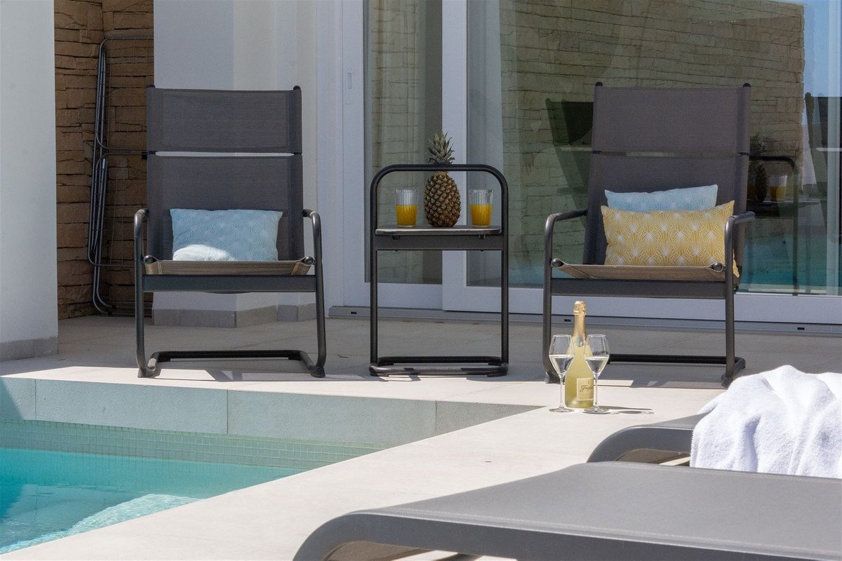 Moderne Neubauluxusvilla in offener Bauweise mit bester Ausstattung