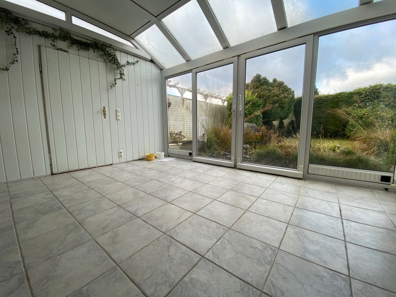 Charmanter Bungalow auf Eckgrundstück in Massivbauweise in hervorragender Lage von Seevetal-Hittfeld.