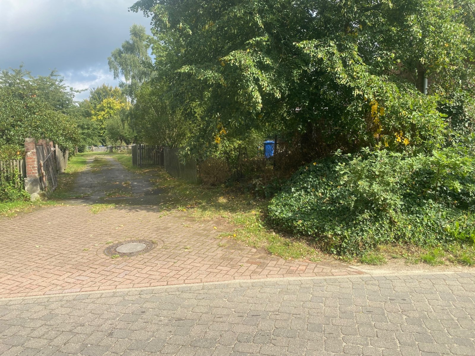 Einfahrtsbereich Einfahrtsbereich