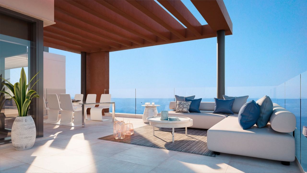 Fantastic new 2 - 4 bedroom apartments and penthouses with gym, spa and lots more in Fuengirola