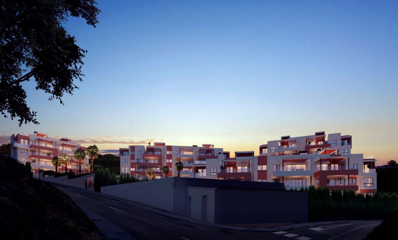 Fantastic new 2 - 4 bedroom apartments and penthouses with gym, spa and lots more in Fuengirola