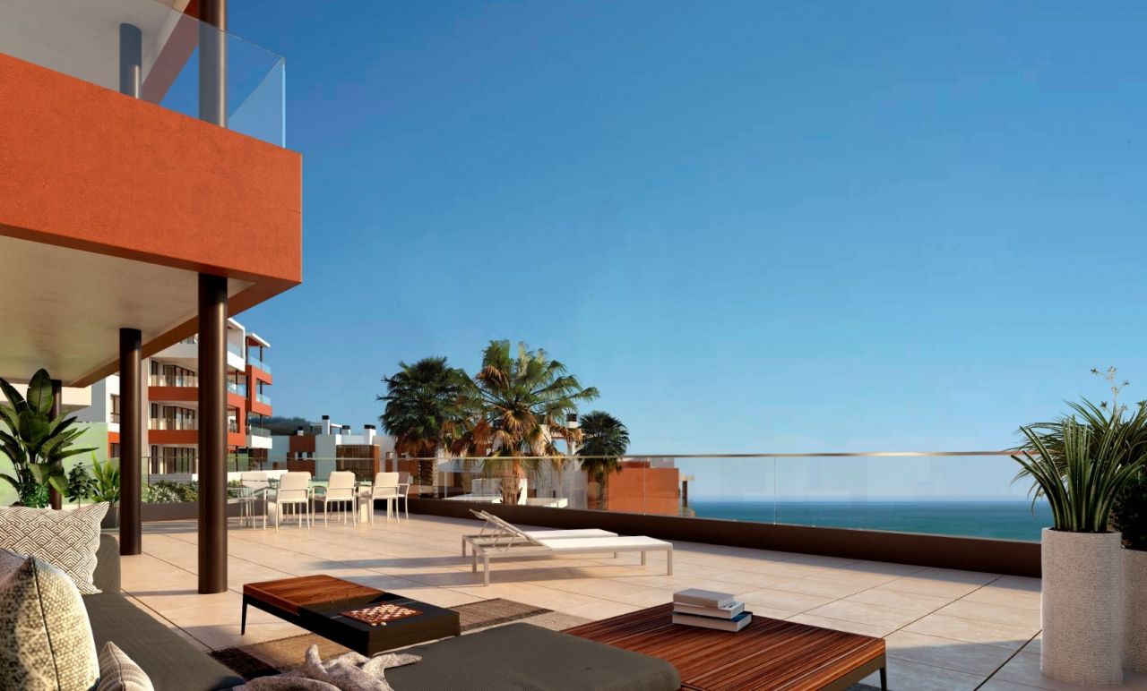 Fantastic new 2 - 4 bedroom apartments and penthouses with gym, spa and lots more in Fuengirola