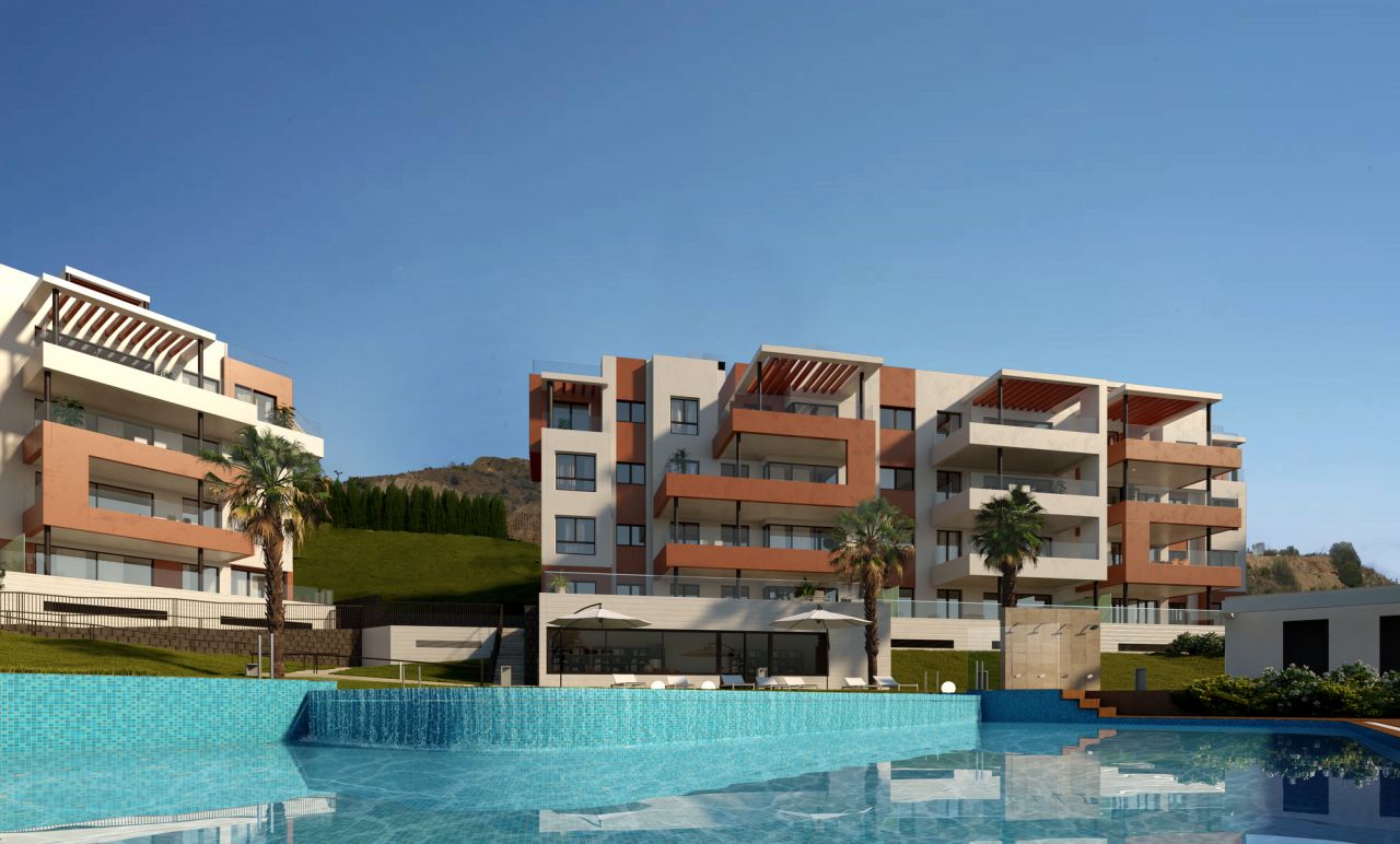 Fantastic new 2 - 4 bedroom apartments and penthouses with gym, spa and lots more in Fuengirola