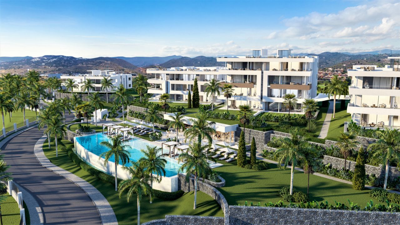 Luxury new construction project in a prime location in Marbella on the Santa Maria Golf golf course with 5 star facilities.