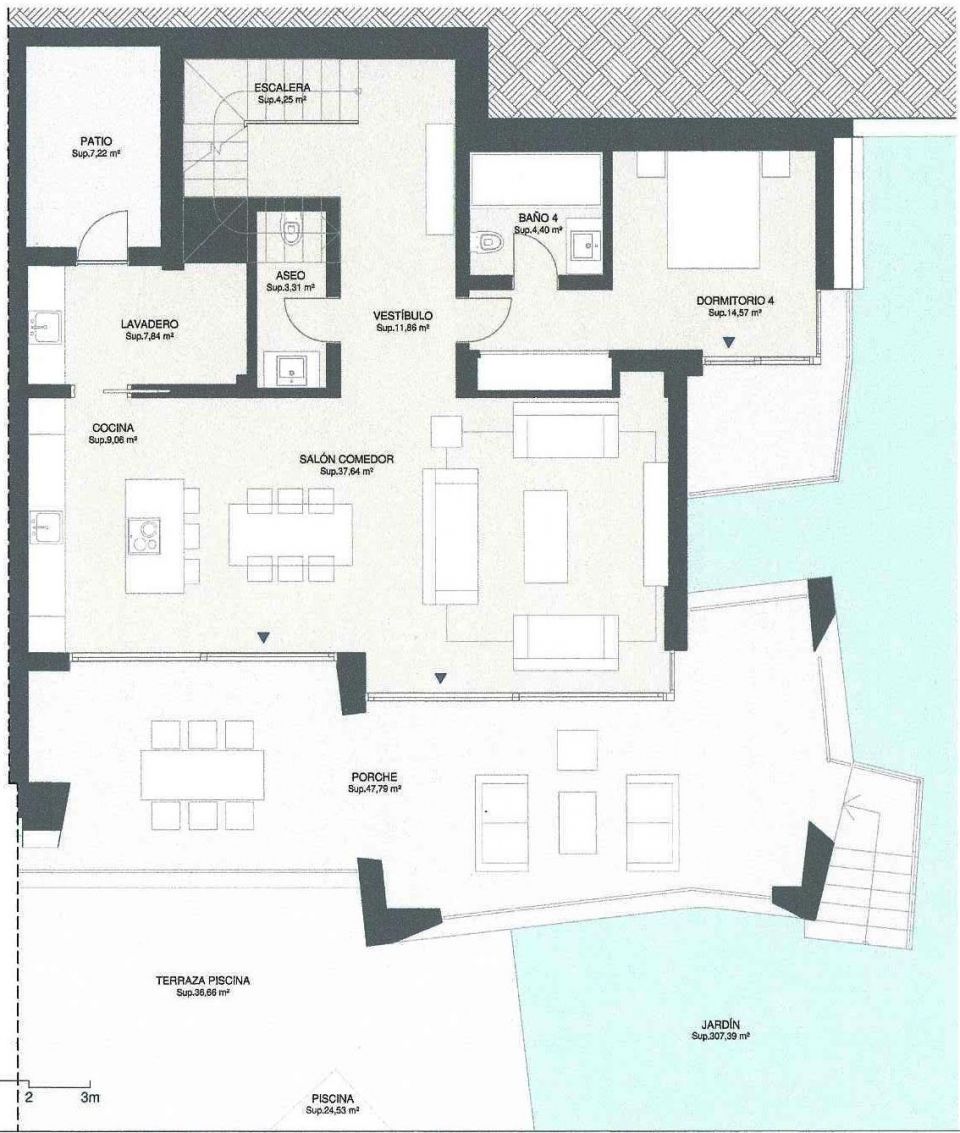 Luxury new construction project in a prime location in Marbella on the Santa Maria Golf golf course with 5 star facilities.