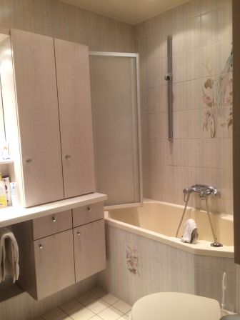 ETW in ruhiger Lage, gute Infrastruktur und TG-Stellplatz in Hamburg-Poppenbüttel