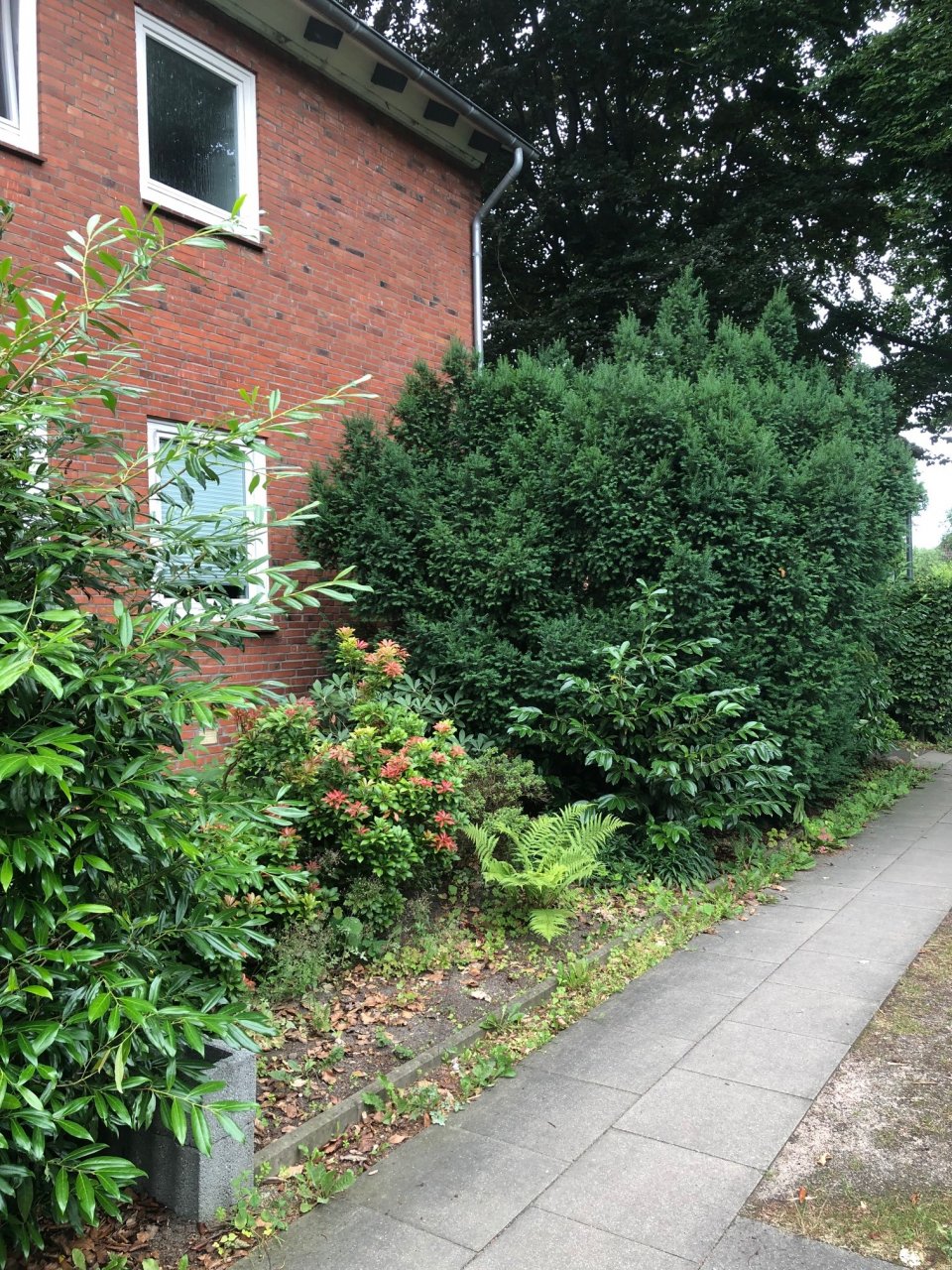 Vermietetes Endreihenhaus mit privatem Garten und Garage in bester Lage von Norderstedt