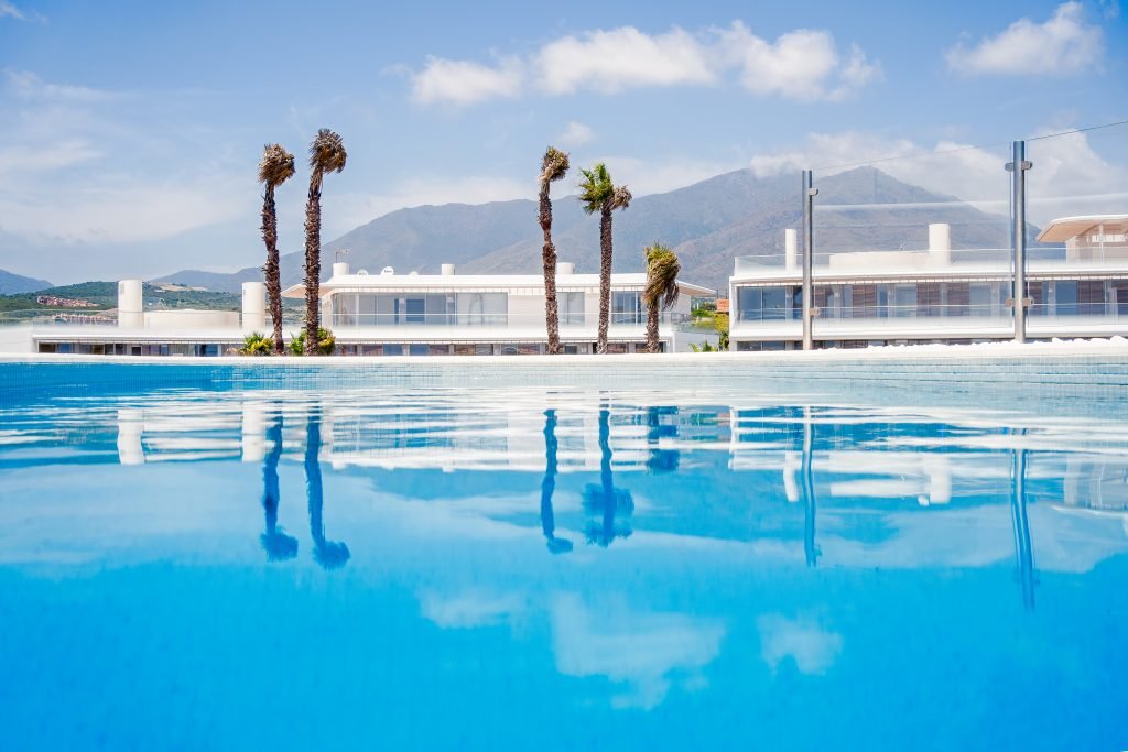 Directly on the sea, luxury new development in Estepona on the Costa del Sol