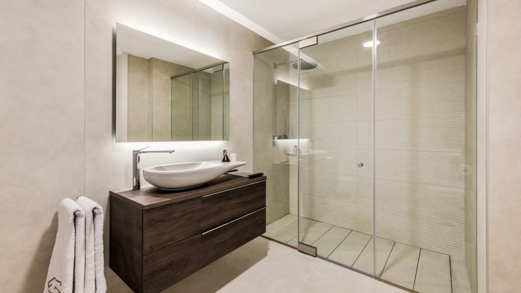 Directly on the sea, luxury new development in Estepona on the Costa del Sol