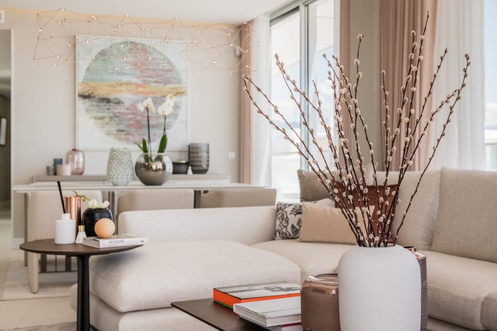 Directly on the sea, luxury new development in Estepona on the Costa del Sol