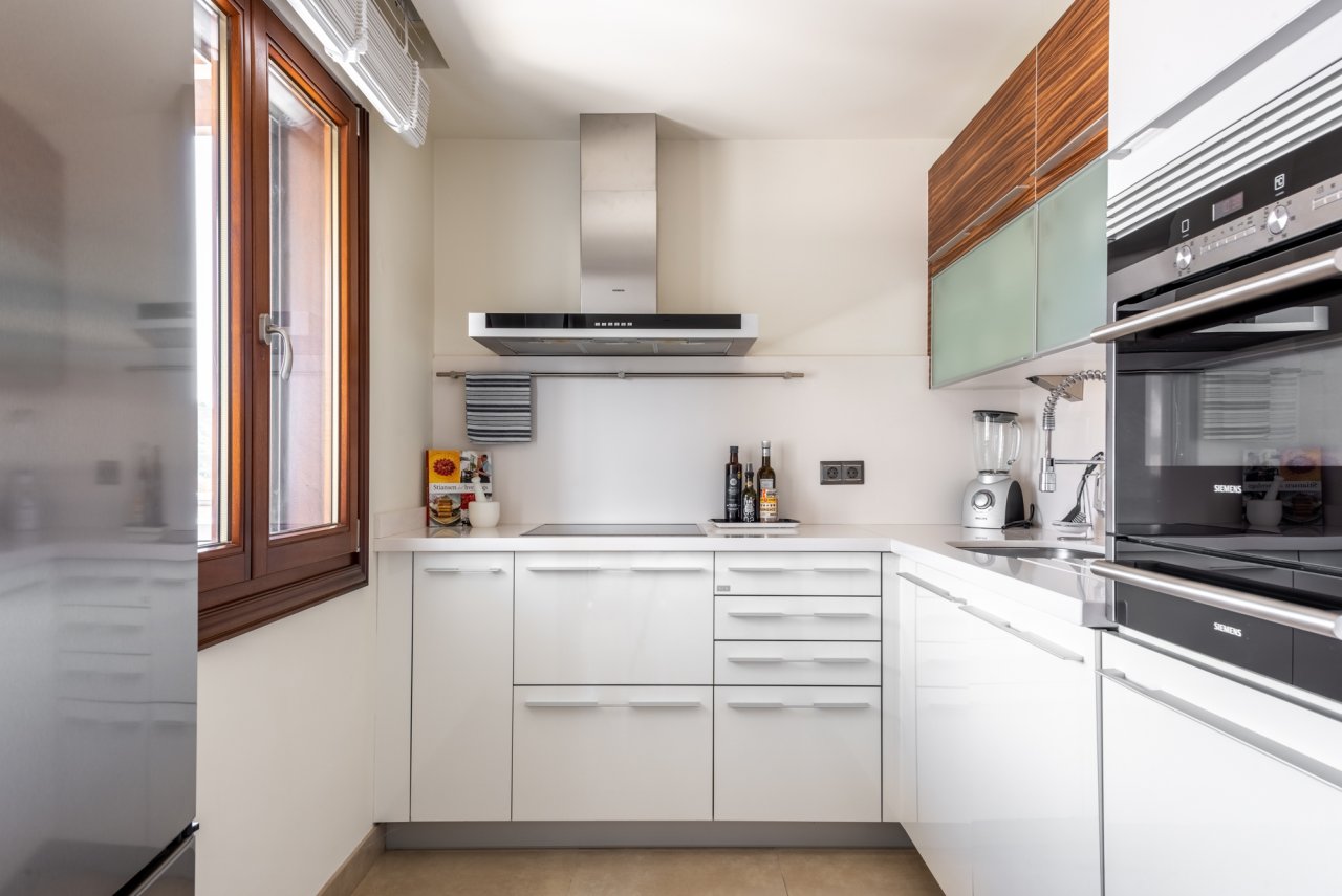 Fabulous penthouse with panoramic views in the most luxurious beachfront urbanisation in Estepona!