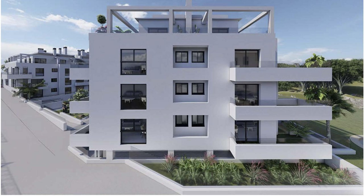 New construction project in the heart of Sitio de Calahonda