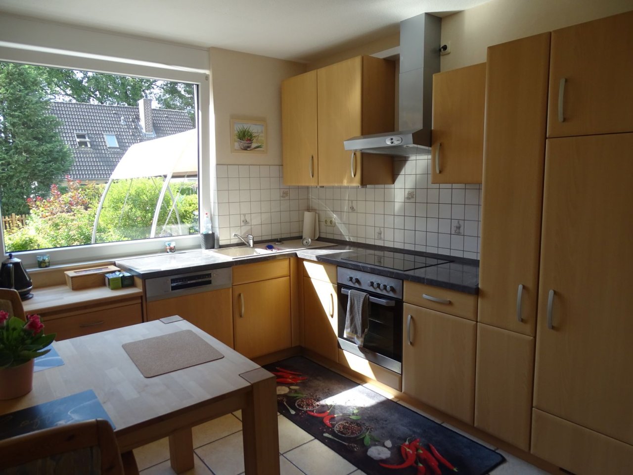 Familien aufgepasst ! Modernes Endreihenhaus mit viel Platz in bester Lage von Munster.