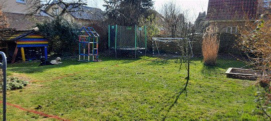 Fantastisches Baugrundstück in fußläufiger Entfernung zur Innenstadt von Ahrensburg. Hervorragende Infrastruktur !