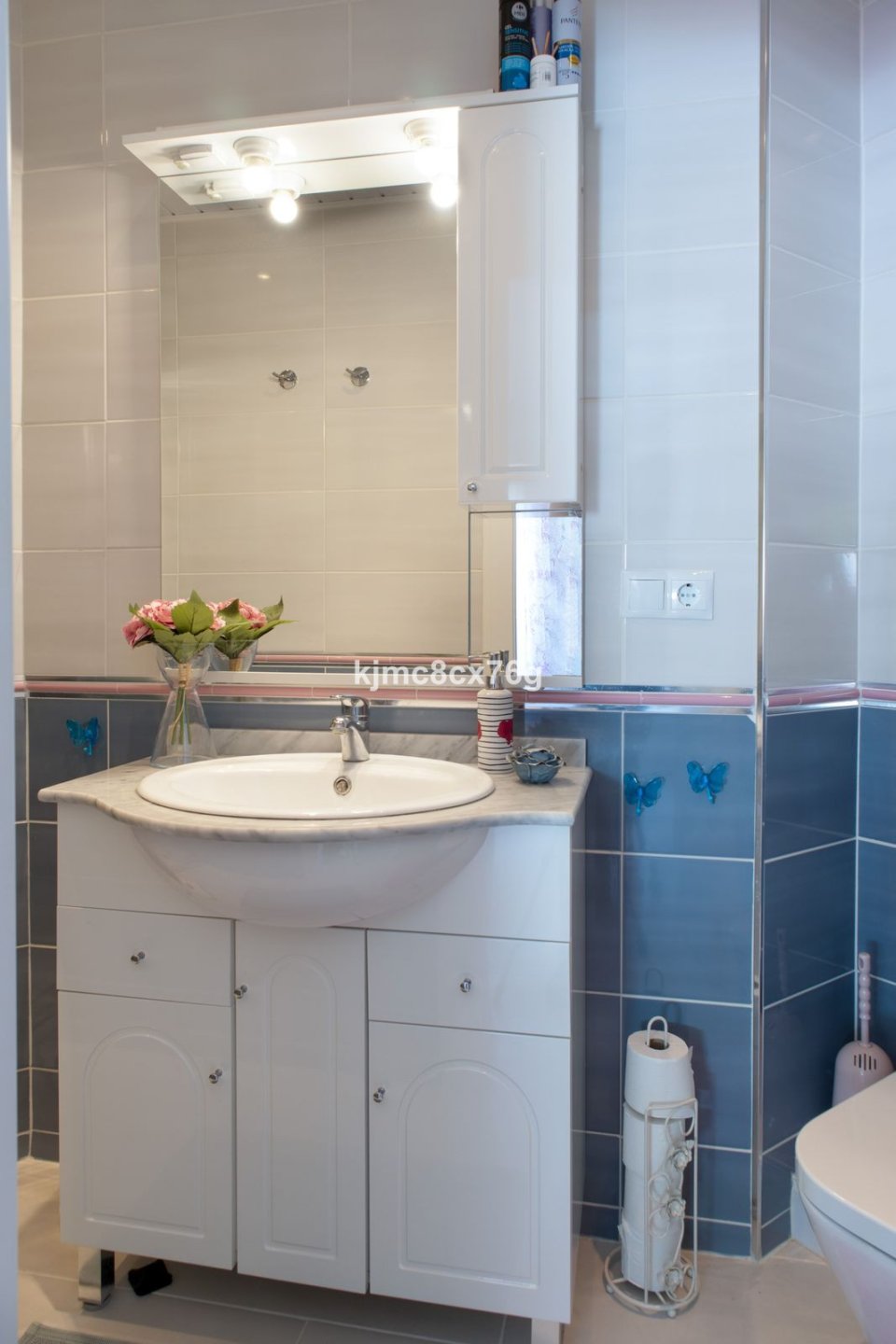 Fantastic two bedroom apartment in Calahonda, Mijas Costa