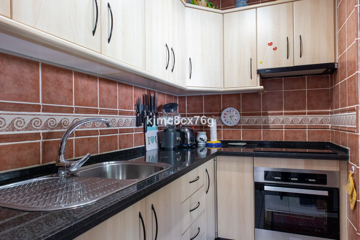 Fantastic two bedroom apartment in Calahonda, Mijas Costa